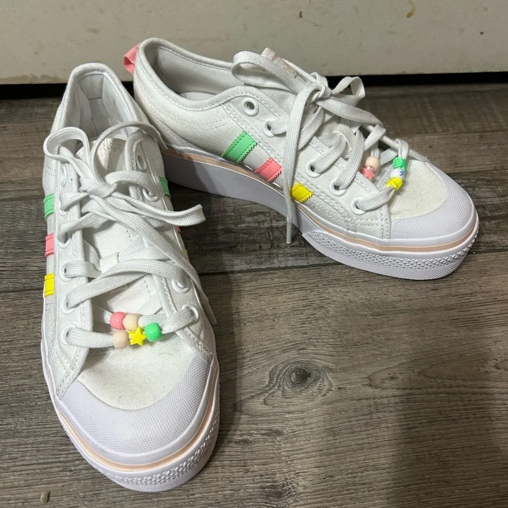 Adidas Nizza Platform pastel & White beaded Sneakers